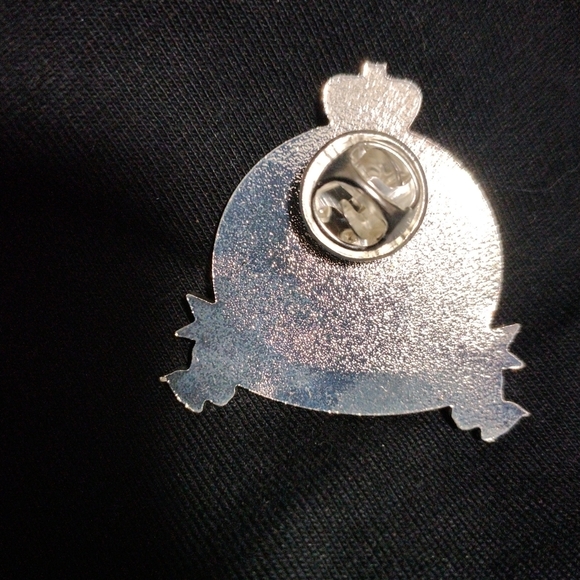 1952-2022 GOD SAVE THE QUEEN 70 YEARS Elizabeth II Pin Badge Brooch. New. - Picture 2 of 3